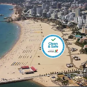 apartamentos-turisticos-perola-da-rocha.hotelaalgarve.com/