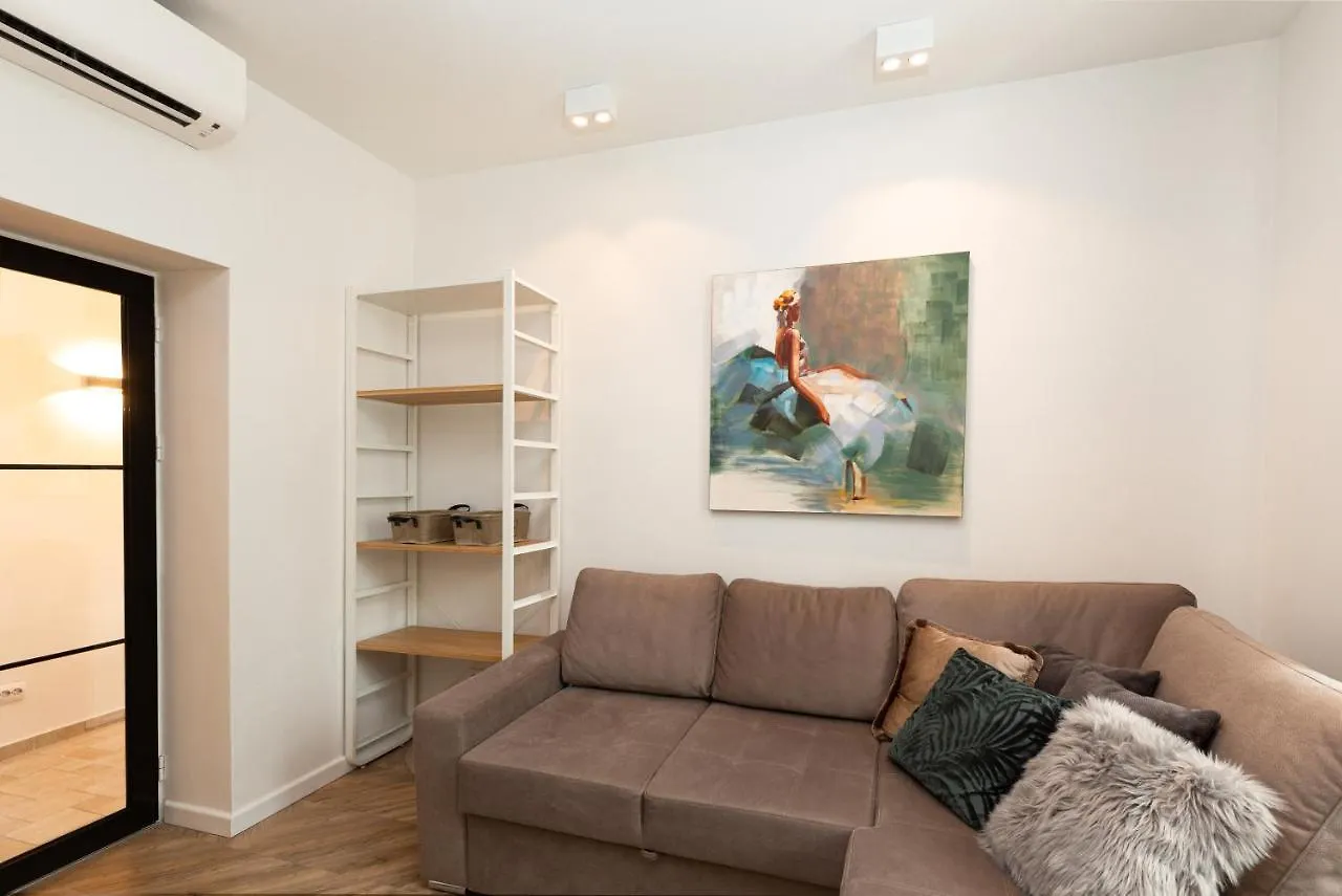 Metropole Apartments Royal Residence Bucarest 0*,