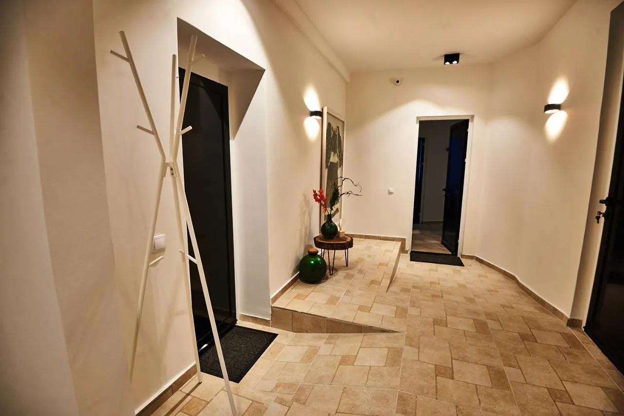 Metropole Apartments Royal Residence Bucarest 0*,  Romania